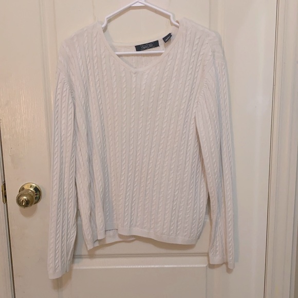 V neck sweater - Picture 2 of 4